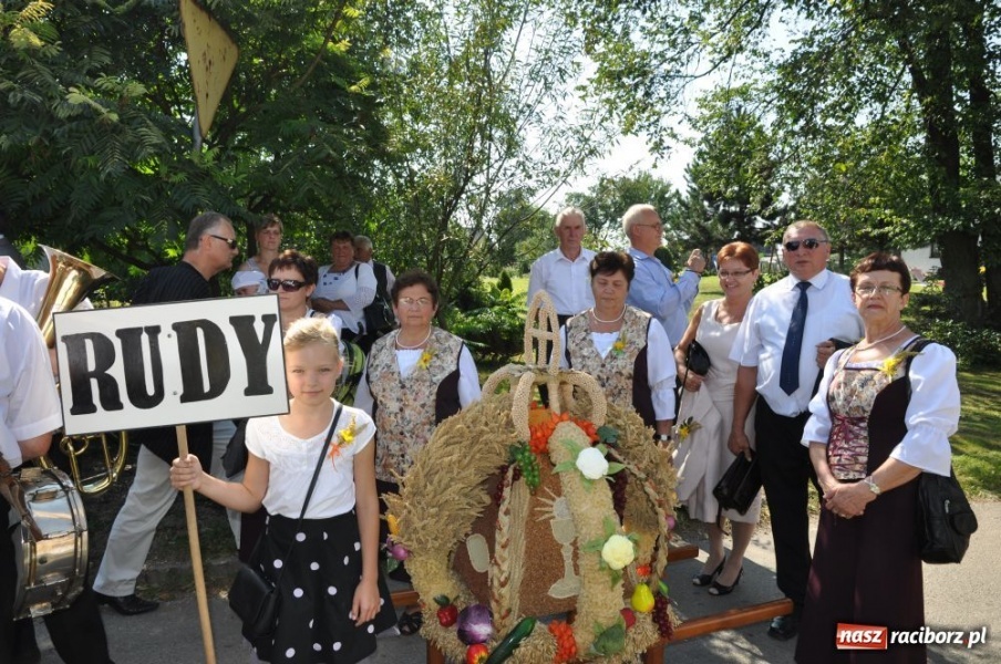 Zdjęcie w galerii na portalu naszraciborz.pl: TURZE - dziękowali za plony i pomoc wiadomości z regionu
