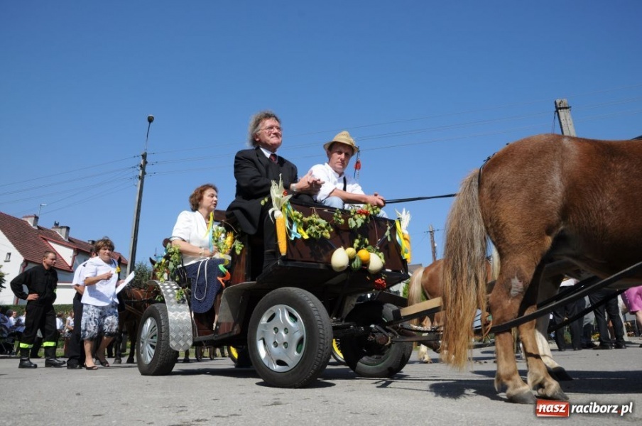 Zdjęcie w galerii na portalu naszraciborz.pl: TURZE - dziękowali za plony i pomoc wiadomości z regionu