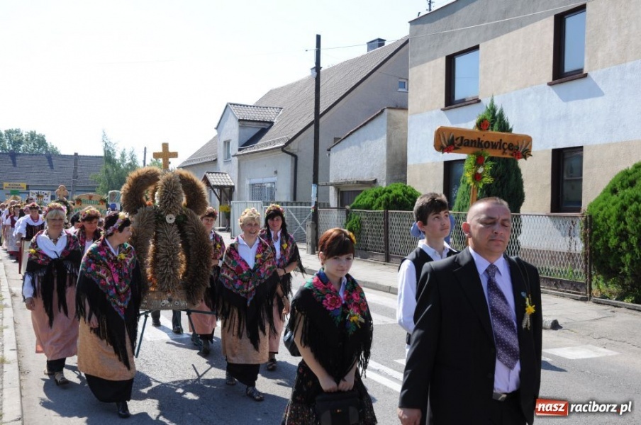 Zdjęcie w galerii na portalu naszraciborz.pl: TURZE - dziękowali za plony i pomoc wiadomości z regionu