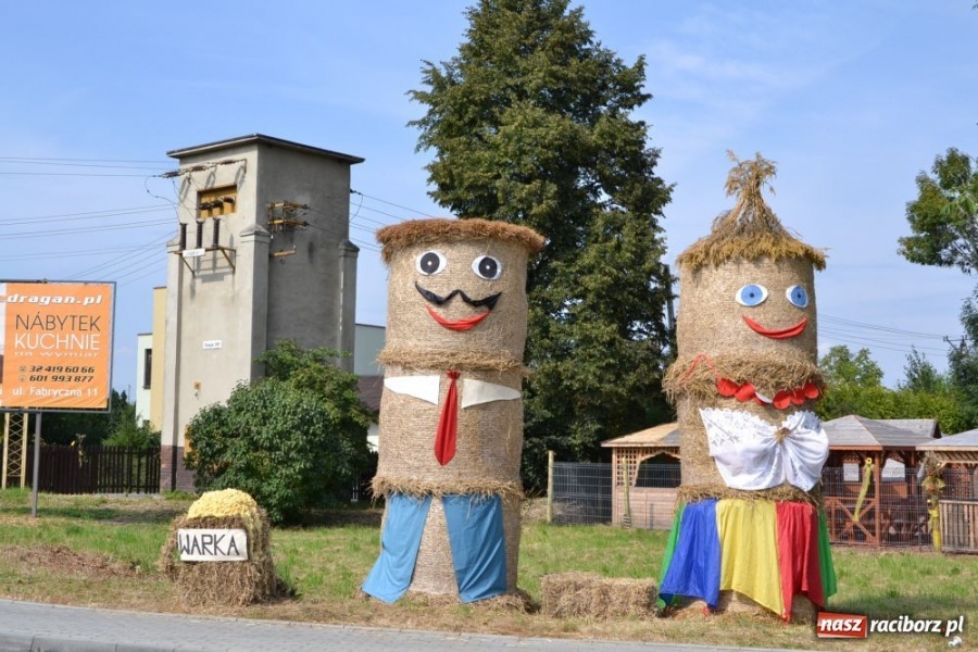 Zdjęcie w galerii na portalu naszraciborz.pl: Chałupki - MEGA frekwencja i o. Mateusz wiadomości z regionu