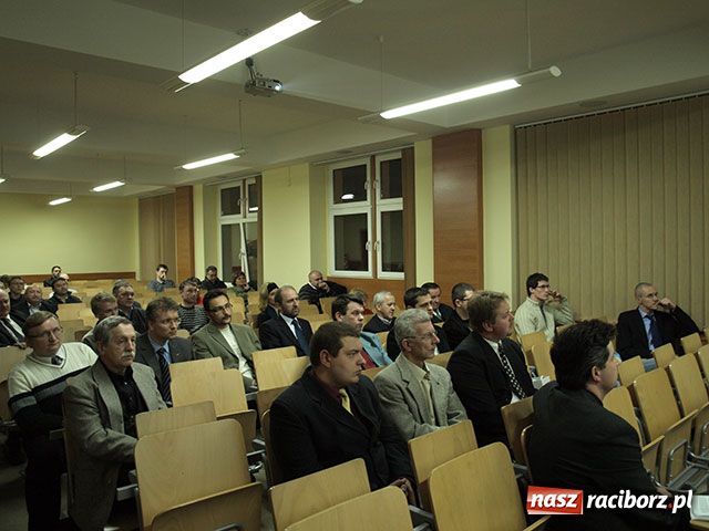 Zdjęcie w galerii na portalu naszraciborz.pl: Nudny minister i błyskotliwy filozof wiadomości z regionu