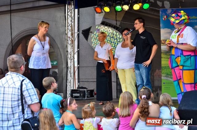 Zdjęcie w galerii na portalu naszraciborz.pl: Uśmiech dziecka jest najważniejszy wiadomości z regionu