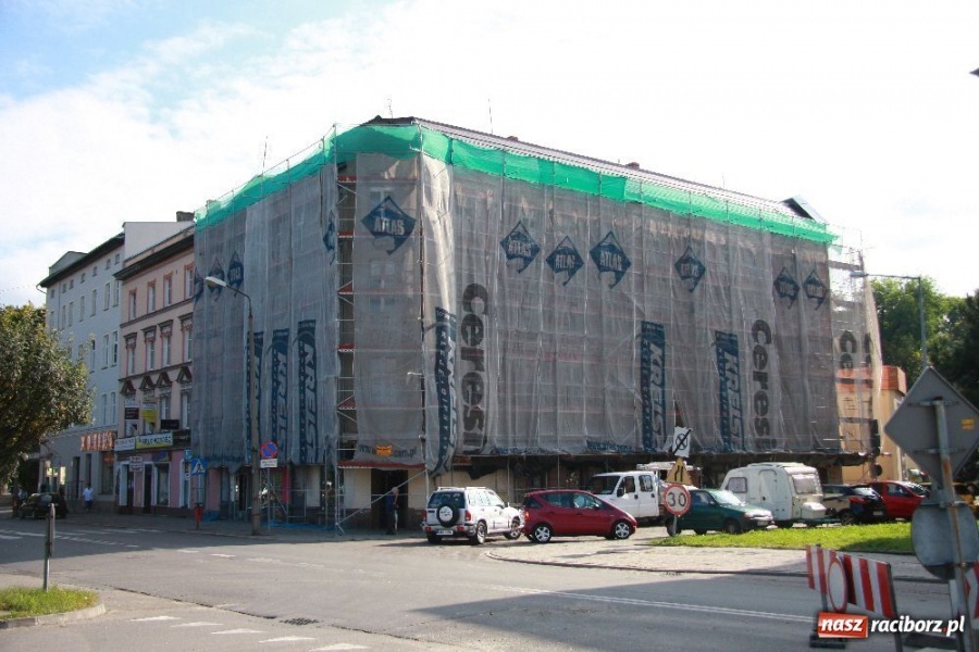 Zdjęcie w galerii na portalu naszraciborz.pl: Nowy plac Notburgi, remont pływalni PWSZ wiadomości z regionu