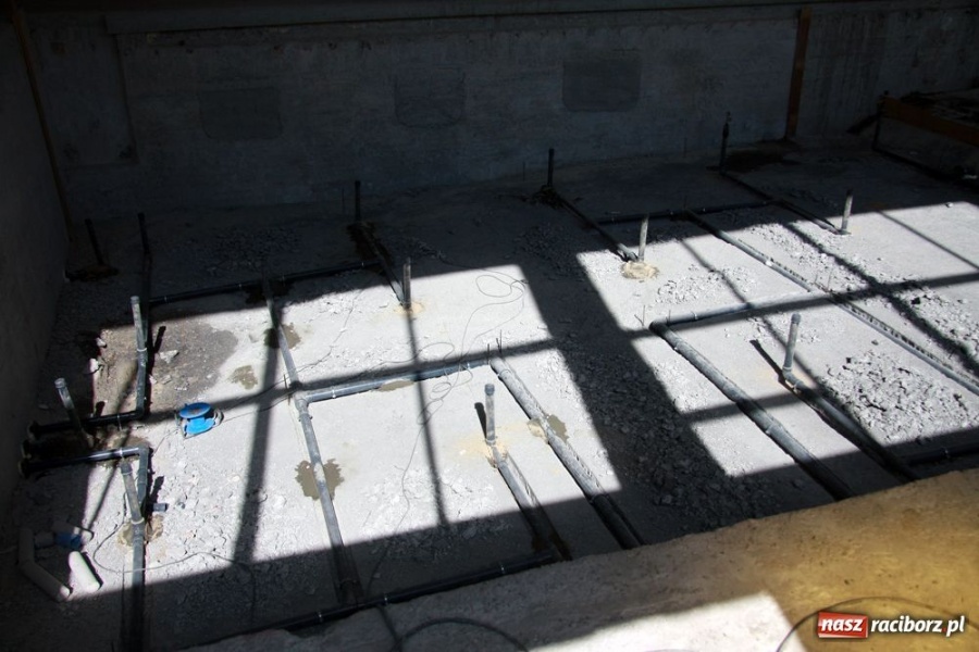 Zdjęcie w galerii na portalu naszraciborz.pl: Nowy plac Notburgi, remont pływalni PWSZ wiadomości z regionu