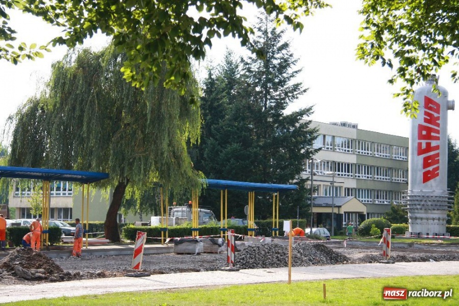 Zdjęcie w galerii na portalu naszraciborz.pl: Nowy plac Notburgi, remont pływalni PWSZ wiadomości z regionu