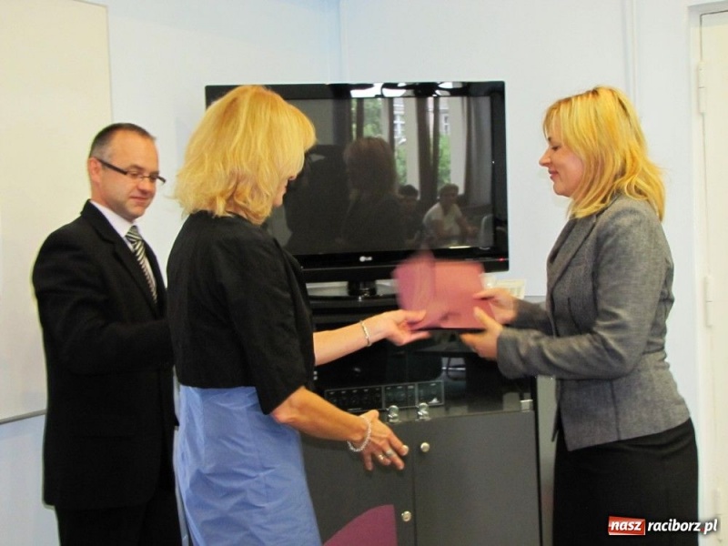 Zdjęcie w galerii na portalu naszraciborz.pl: Tytuł mianowanego, 300 zł więcej... wiadomości z regionu