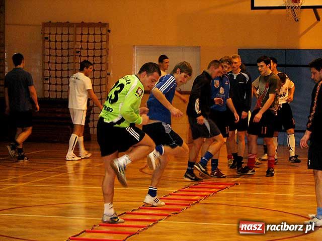 Zdjęcie w galerii na portalu naszraciborz.pl: Unia Racibórz się nie poddaje wiadomości z regionu