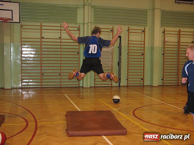 Zdjęcie w galerii na portalu naszraciborz.pl: Unia Racibórz się nie poddaje wiadomości z regionu