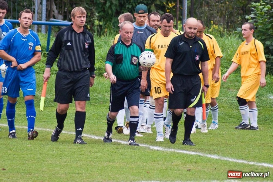 Zdjęcie w galerii na portalu naszraciborz.pl: B klasa: hit kolejki na remis wiadomości z regionu