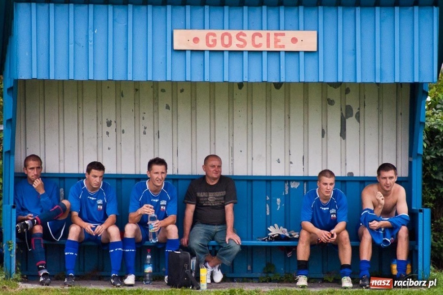 Zdjęcie w galerii na portalu naszraciborz.pl: B klasa: hit kolejki na remis wiadomości z regionu