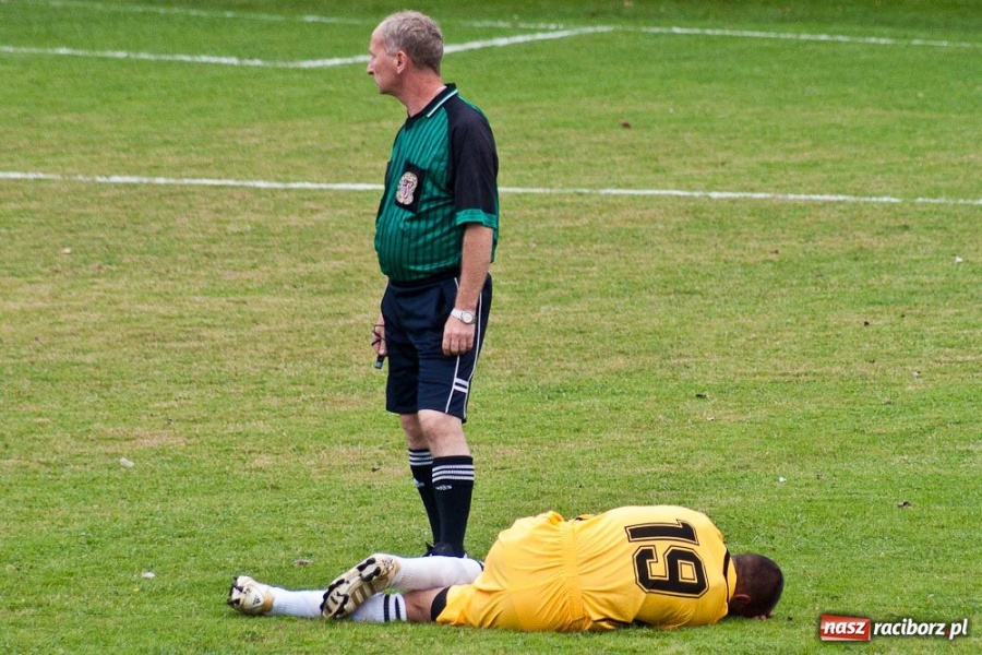 Zdjęcie w galerii na portalu naszraciborz.pl: B klasa: hit kolejki na remis wiadomości z regionu