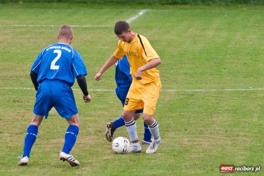 Zdjęcie w galerii na portalu naszraciborz.pl: B klasa: hit kolejki na remis wiadomości z regionu