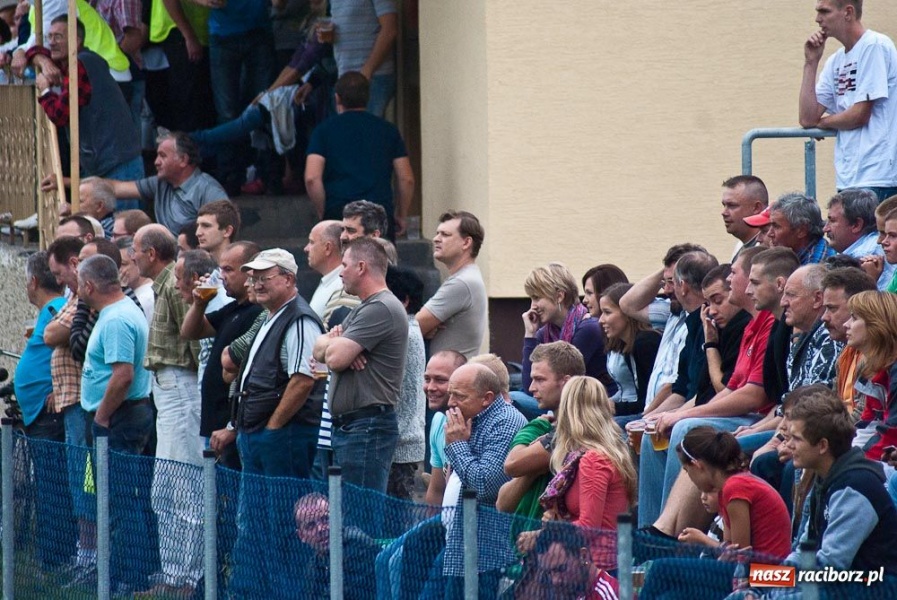 Zdjęcie w galerii na portalu naszraciborz.pl: B klasa: hit kolejki na remis wiadomości z regionu