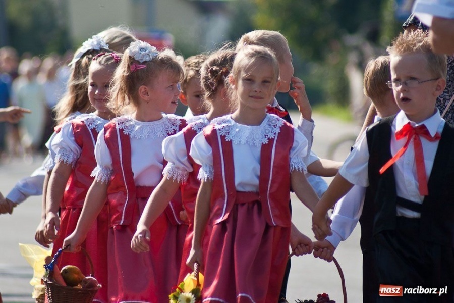 Zdjęcie w galerii na portalu naszraciborz.pl: Dożynki sołeckie w Tworkowie wiadomości z regionu