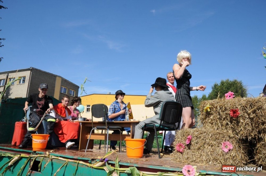 Zdjęcie w galerii na portalu naszraciborz.pl: Zamiast starostów była młodzież wiadomości z regionu