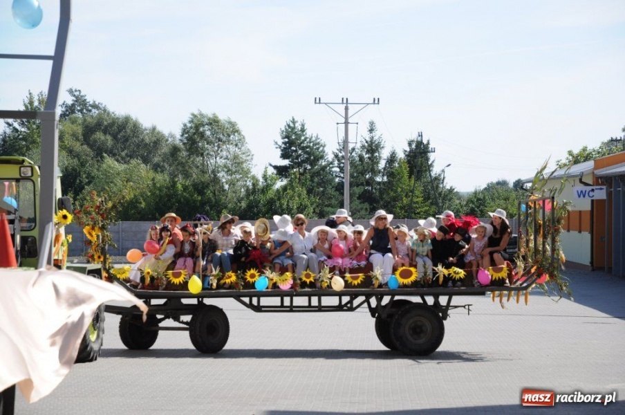 Zdjęcie w galerii na portalu naszraciborz.pl: W Pietrowicach rewia sprzętu wiadomości z regionu