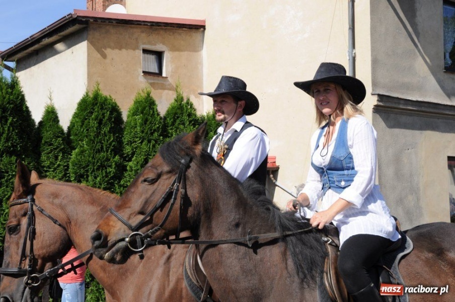 Zdjęcie w galerii na portalu naszraciborz.pl: W Pietrowicach rewia sprzętu wiadomości z regionu