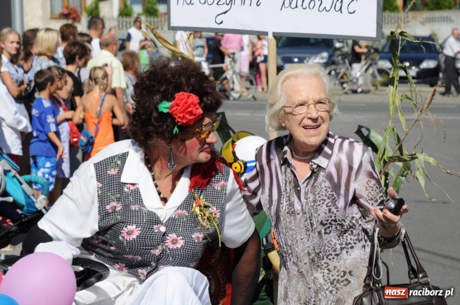 Zdjęcie w galerii na portalu naszraciborz.pl: W Pietrowicach rewia sprzętu wiadomości z regionu