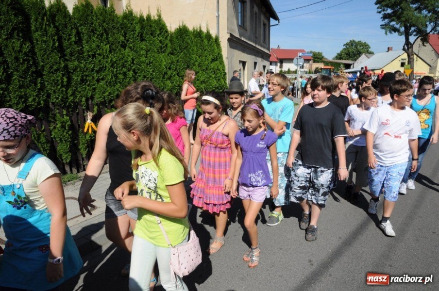 Zdjęcie w galerii na portalu naszraciborz.pl: W Pietrowicach rewia sprzętu wiadomości z regionu