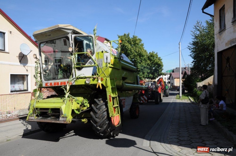 Zdjęcie w galerii na portalu naszraciborz.pl: W Pietrowicach rewia sprzętu wiadomości z regionu