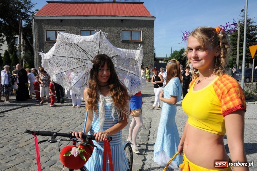 Zdjęcie w galerii na portalu naszraciborz.pl: Dobrodzieje mają teraz swoją aleję wiadomości z regionu