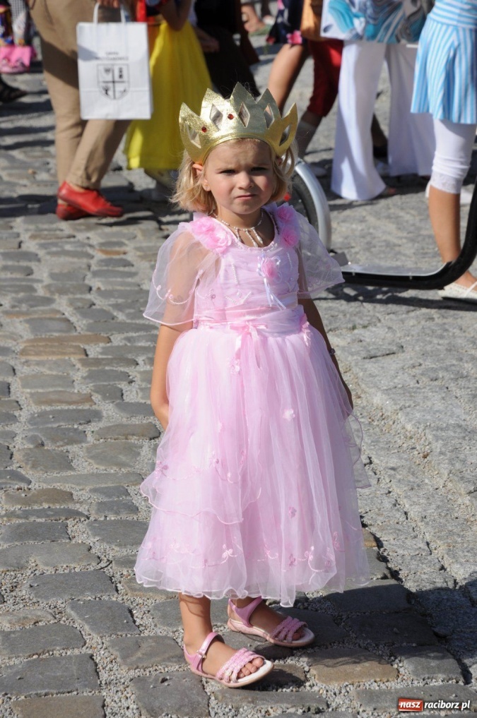 Zdjęcie w galerii na portalu naszraciborz.pl: Dobrodzieje mają teraz swoją aleję wiadomości z regionu