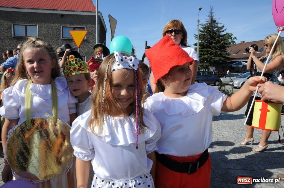 Zdjęcie w galerii na portalu naszraciborz.pl: Dobrodzieje mają teraz swoją aleję wiadomości z regionu