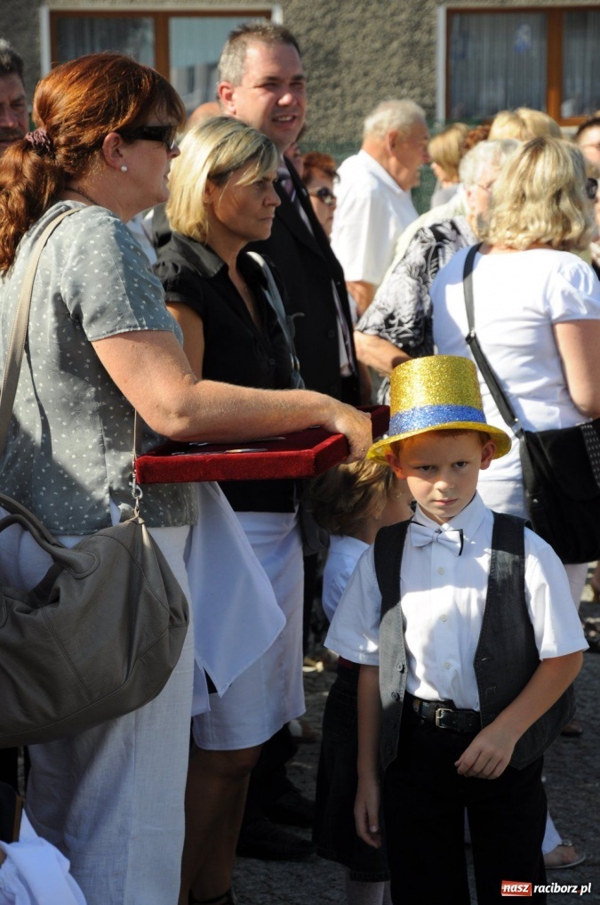 Zdjęcie w galerii na portalu naszraciborz.pl: Dobrodzieje mają teraz swoją aleję wiadomości z regionu