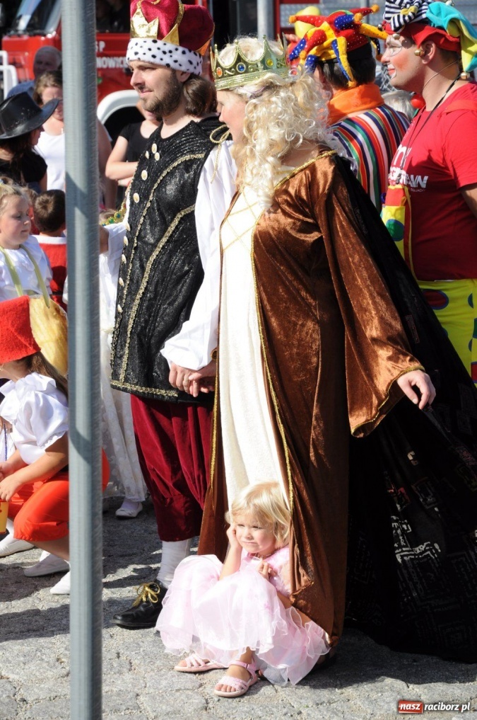 Zdjęcie w galerii na portalu naszraciborz.pl: Dobrodzieje mają teraz swoją aleję wiadomości z regionu