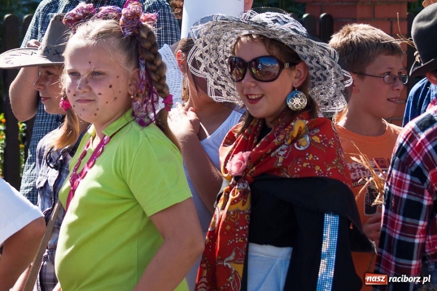 Zdjęcie w galerii na portalu naszraciborz.pl: Robota to głupota - dożynki w Studziennej wiadomości z regionu