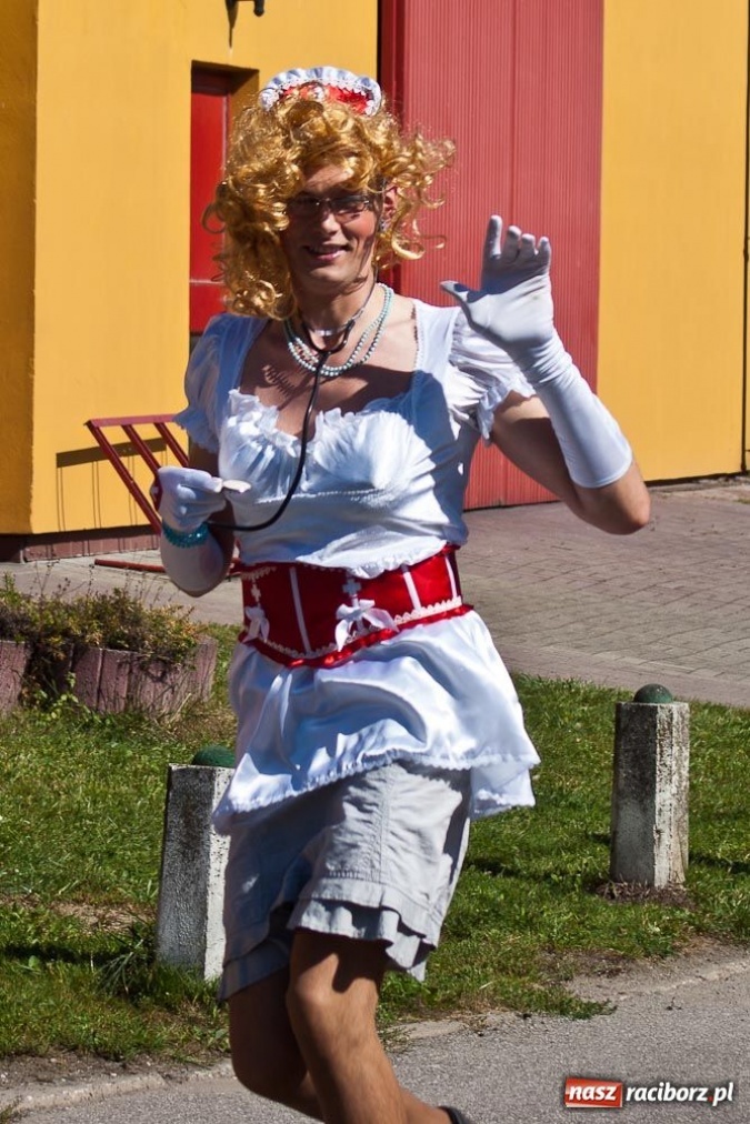 Zdjęcie w galerii na portalu naszraciborz.pl: Robota to głupota - dożynki w Studziennej wiadomości z regionu