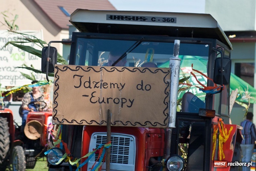 Zdjęcie w galerii na portalu naszraciborz.pl: Robota to głupota - dożynki w Studziennej wiadomości z regionu