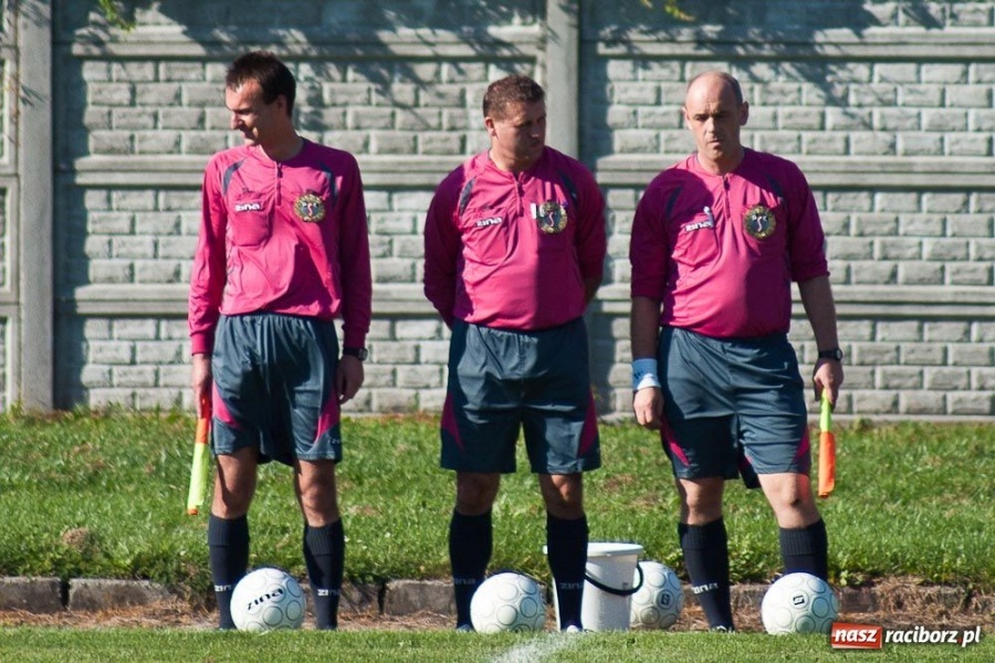 Zdjęcie w galerii na portalu naszraciborz.pl: Tworków na kolanach u siebie wiadomości z regionu