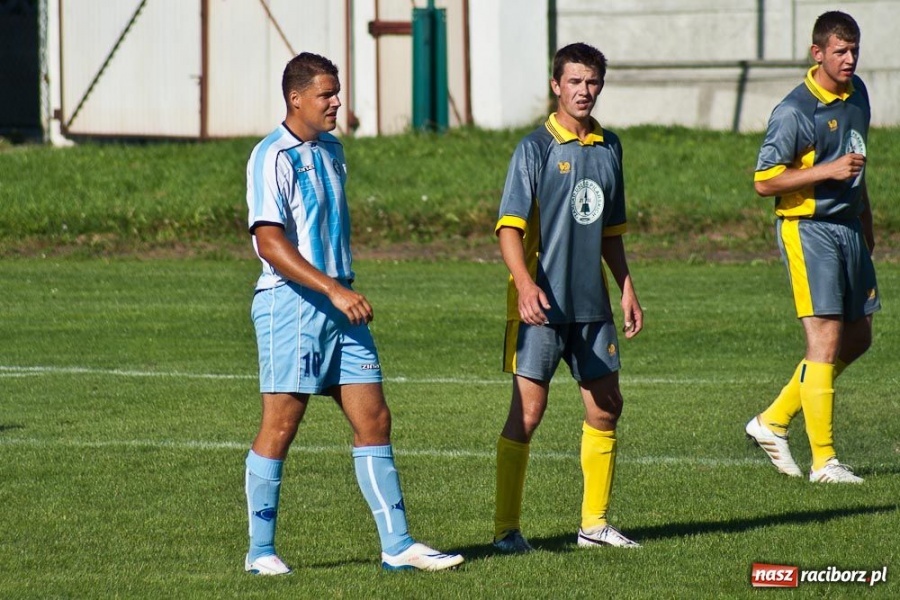 Zdjęcie w galerii na portalu naszraciborz.pl: Tworków na kolanach u siebie wiadomości z regionu