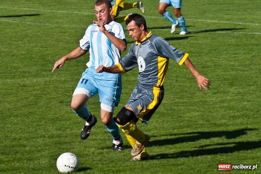 Zdjęcie w galerii na portalu naszraciborz.pl: Tworków na kolanach u siebie wiadomości z regionu