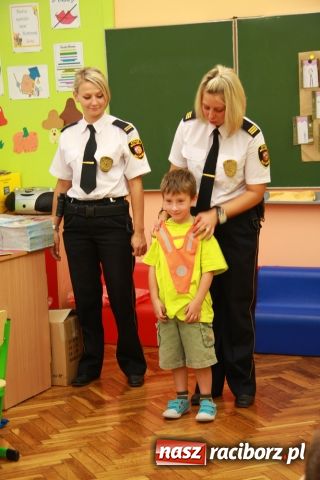 Zdjęcie w galerii na portalu naszraciborz.pl: Uczą jak bezpiecznie dojść do szkoły wiadomości z regionu
