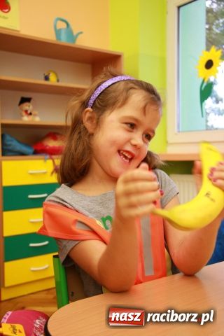 Zdjęcie w galerii na portalu naszraciborz.pl: Uczą jak bezpiecznie dojść do szkoły wiadomości z regionu