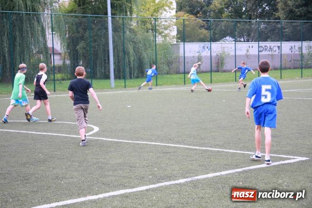 Zdjęcie w galerii na portalu naszraciborz.pl: Grają o puchar Donalda Tuska wiadomości z regionu