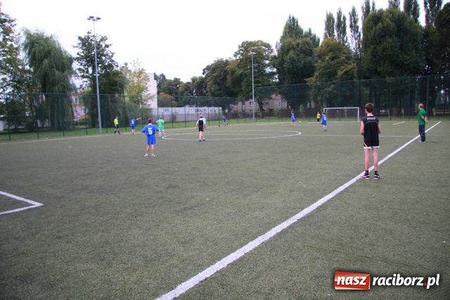 Zdjęcie w galerii na portalu naszraciborz.pl: Grają o puchar Donalda Tuska wiadomości z regionu