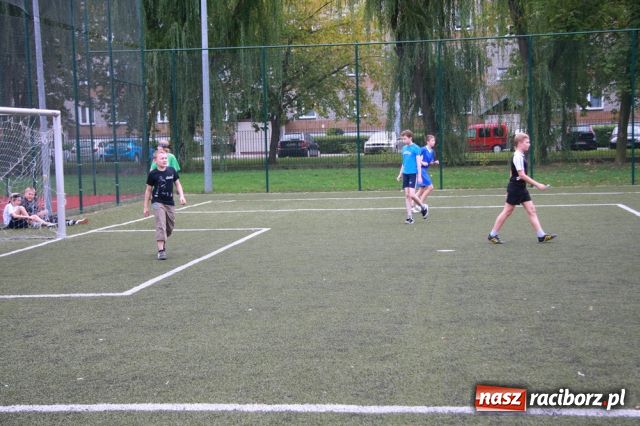 Zdjęcie w galerii na portalu naszraciborz.pl: Grają o puchar Donalda Tuska wiadomości z regionu