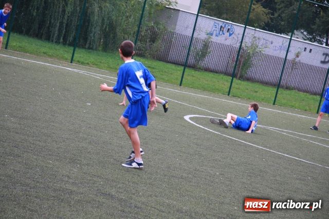 Zdjęcie w galerii na portalu naszraciborz.pl: Grają o puchar Donalda Tuska wiadomości z regionu