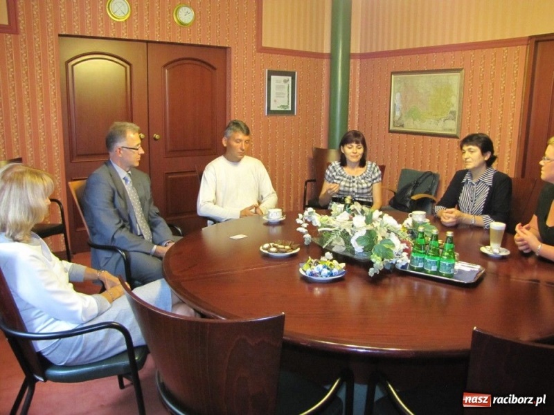 Zdjęcie w galerii na portalu naszraciborz.pl: Przepyszne pączki, pogodni raciborzanie wiadomości z regionu