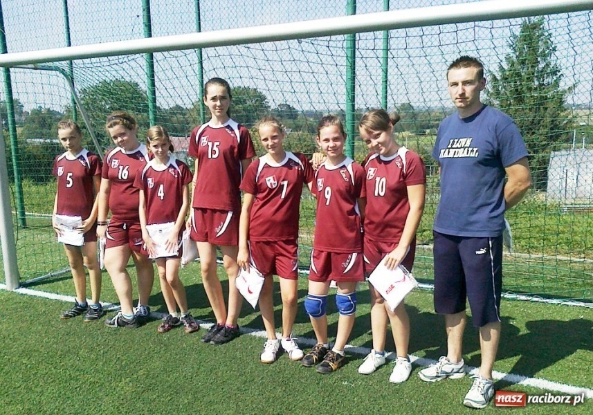 Zdjęcie w galerii na portalu naszraciborz.pl: Piłka w grze o Puchar Premiera wiadomości z regionu