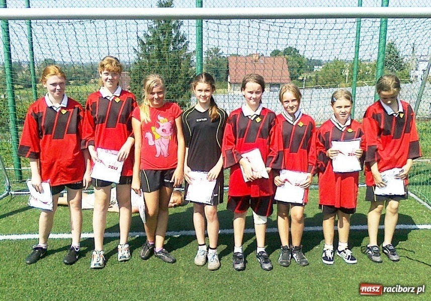 Zdjęcie w galerii na portalu naszraciborz.pl: Piłka w grze o Puchar Premiera wiadomości z regionu