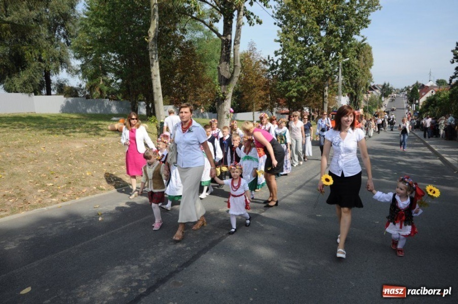 Zdjęcie w galerii na portalu naszraciborz.pl: Dożynki miejskie - osiedlowi rolnicy z Ocic wiadomości z regionu