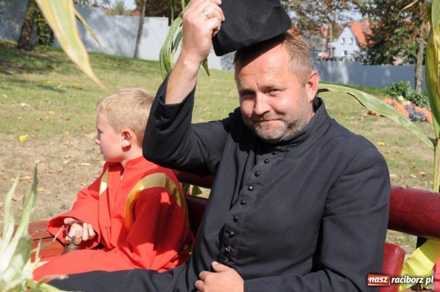 Zdjęcie w galerii na portalu naszraciborz.pl: Dożynki miejskie - osiedlowi rolnicy z Ocic wiadomości z regionu