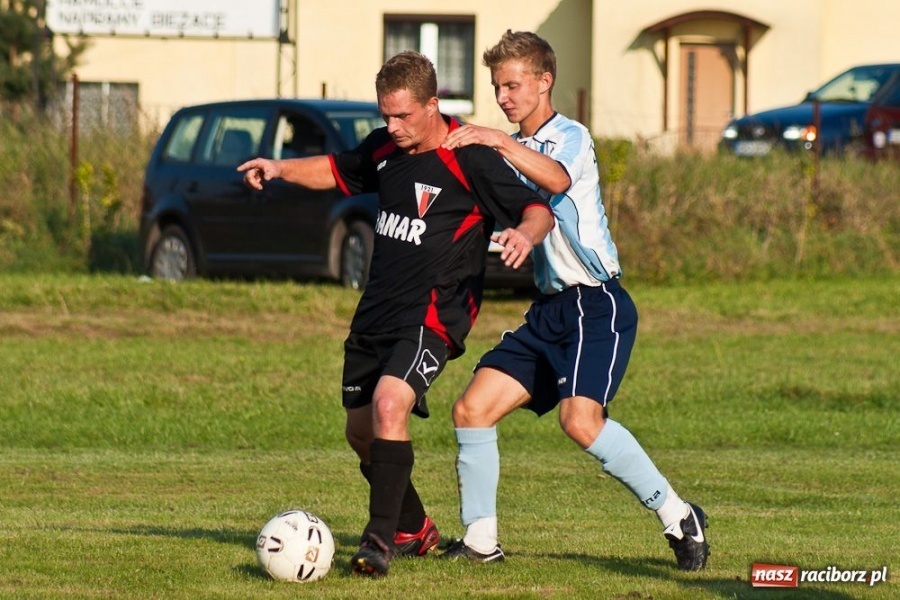 Zdjęcie w galerii na portalu naszraciborz.pl: Bieńkowice pokonały Samborowice wiadomości z regionu