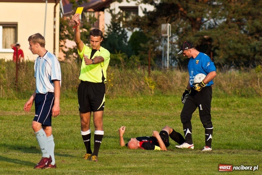 Zdjęcie w galerii na portalu naszraciborz.pl: Bieńkowice pokonały Samborowice wiadomości z regionu