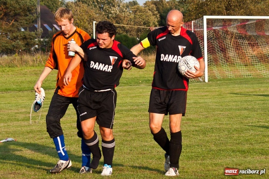 Zdjęcie w galerii na portalu naszraciborz.pl: Bieńkowice pokonały Samborowice wiadomości z regionu