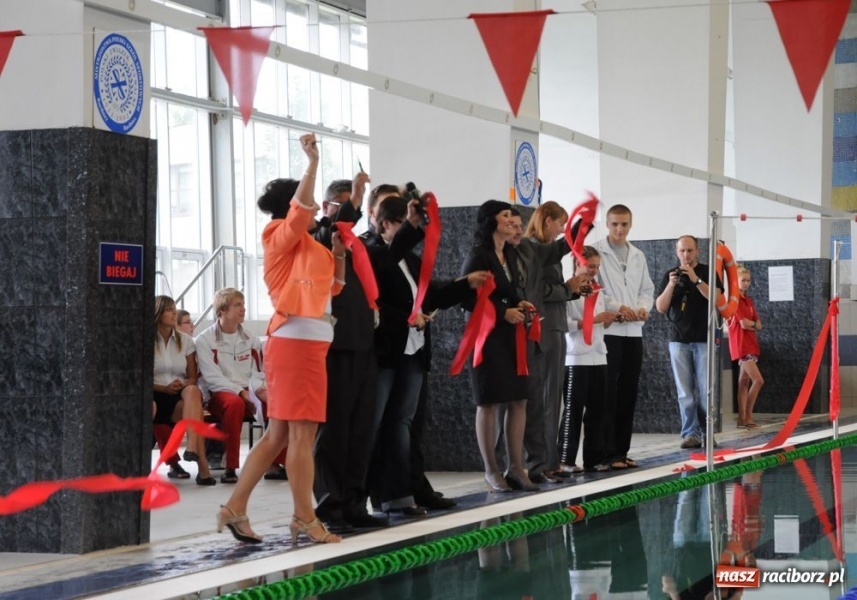 Zdjęcie w galerii na portalu naszraciborz.pl: Starosta wskoczył na płyciznę wiadomości z regionu